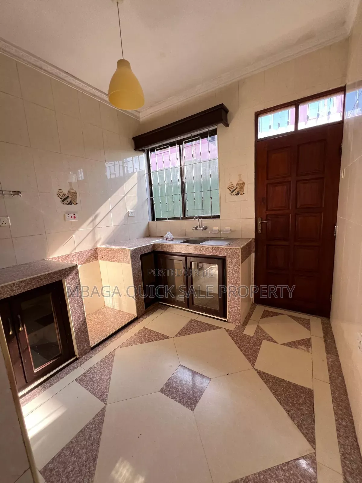 3bdrm Apartment in Tegeta Nyuki, Mbezi for rent