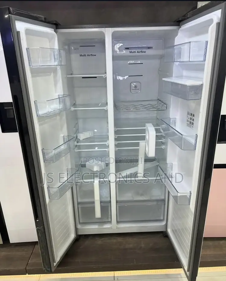Hisense Fridge Liter 512 Side by Side Water Dispenser