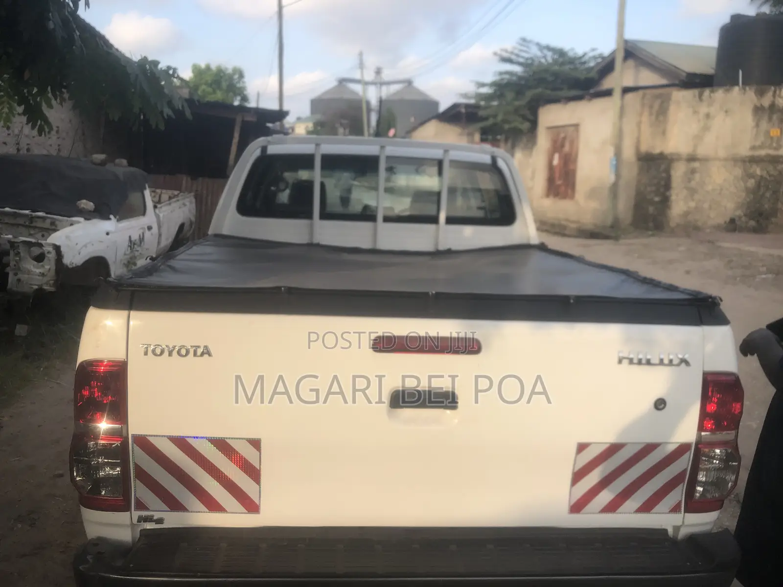 Toyota Hilux 2013 White