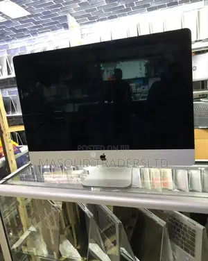 Desktop Computer Apple iMac 8GB Intel Core I5 HDD 1T