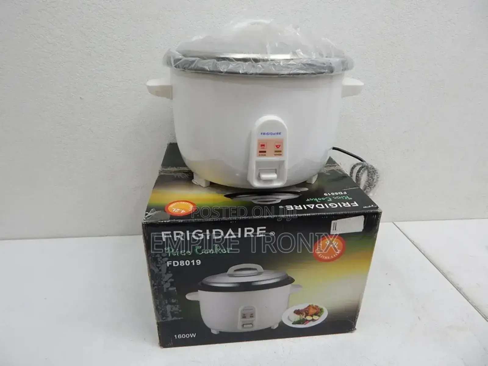 Frigidaire Deluxe Rice Cooker 4.2 Litre - FD8019