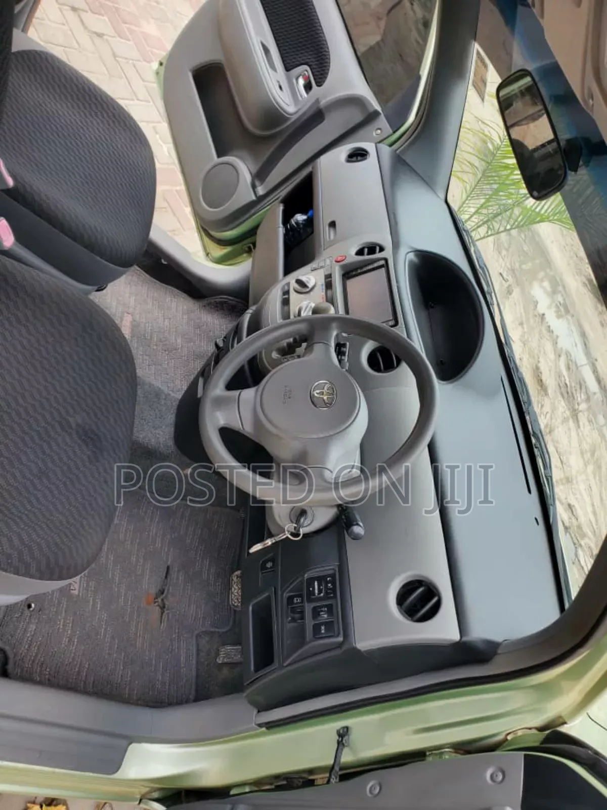 Toyota Sienta 2005 Green