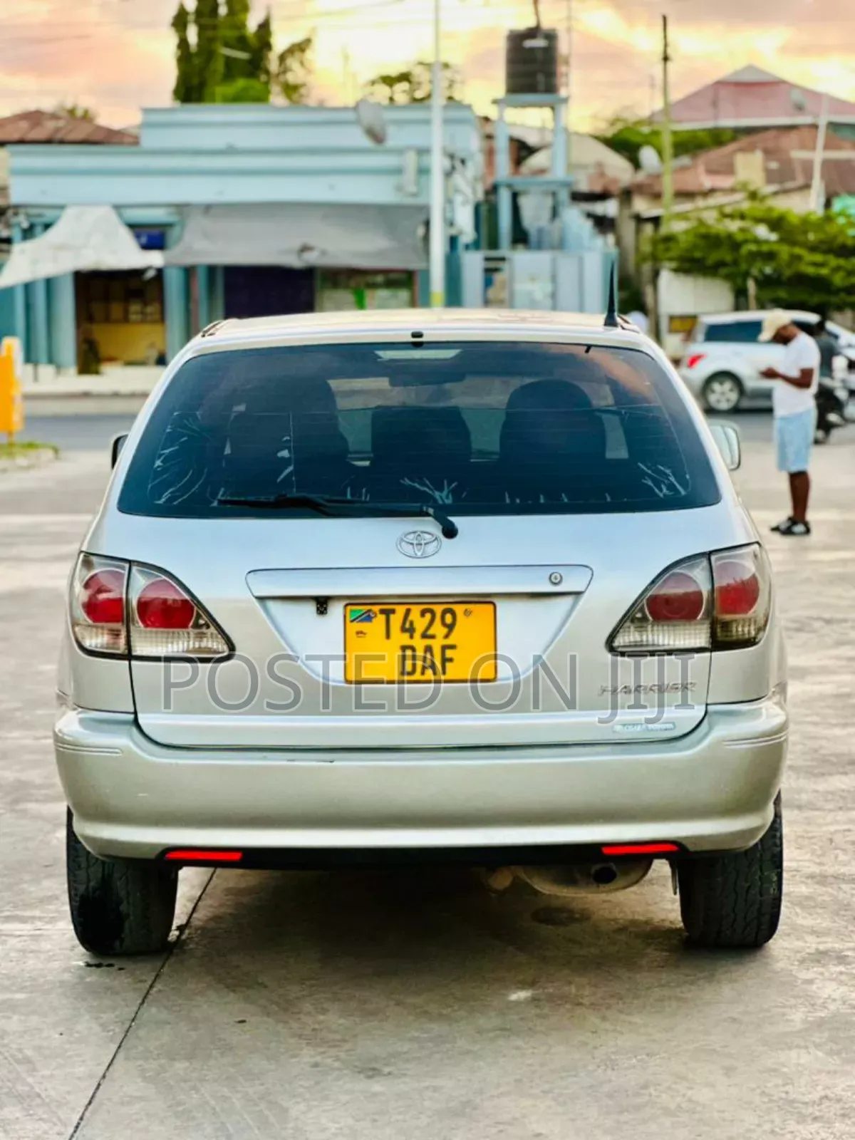 Toyota Harrier 2005 Silver