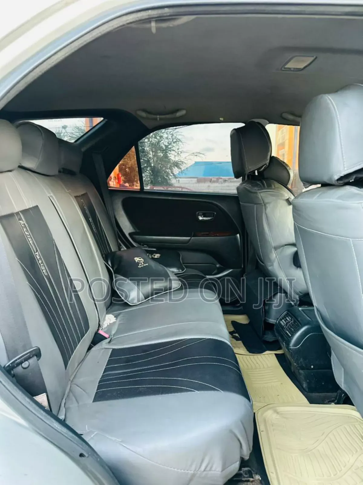 Toyota Harrier 2005 Silver