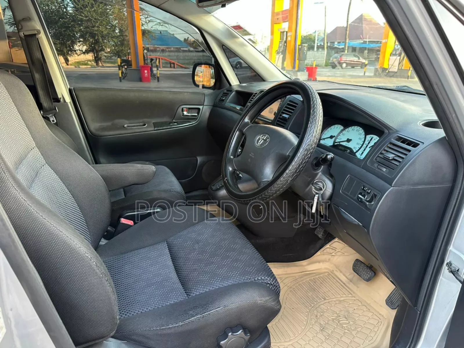Toyota Corolla Spacio 2002 Silver