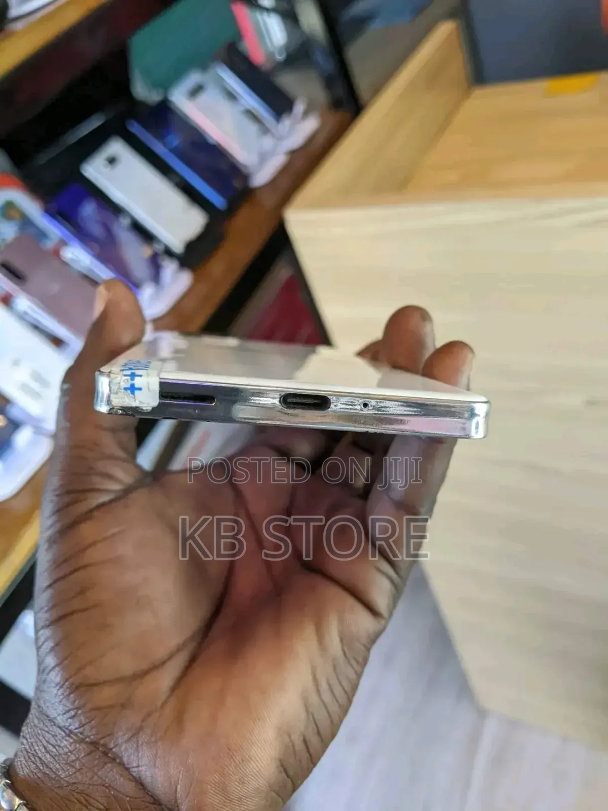 Sharp Aquos zero6 128 GB White
