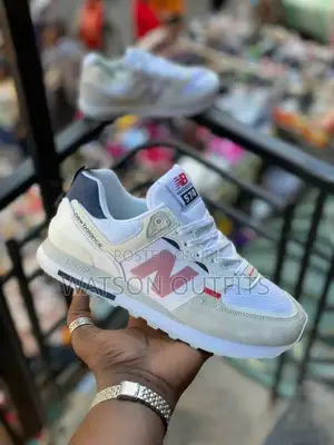 New Balance Sneakers/Shoes Og Kabisa