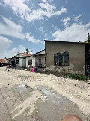 13bdrm House in Mabibo, Kinondoni for sale