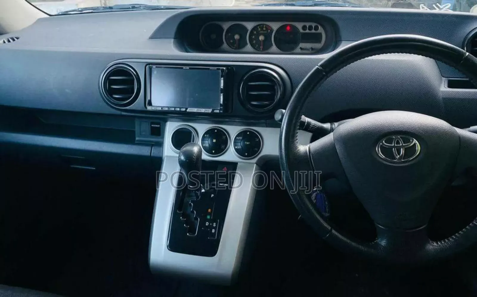 Toyota Rumion 2024 Black