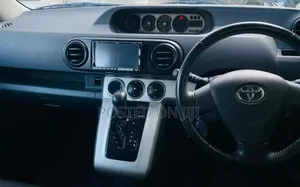 Toyota Rumion 2024 Black