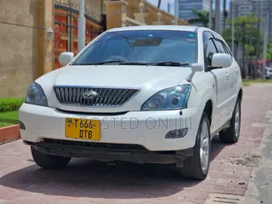 Toyota Harrier 2005 White