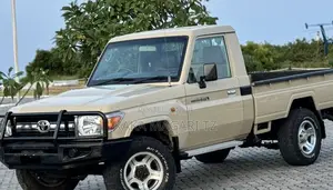 Toyota Land Cruiser 2013 Beige