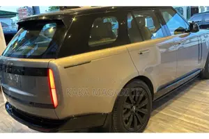 Land Rover Range Rover Vogue 2023 Beige