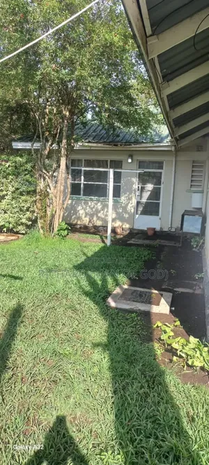 Furnished 2bdrm House in Central Business Area for rent