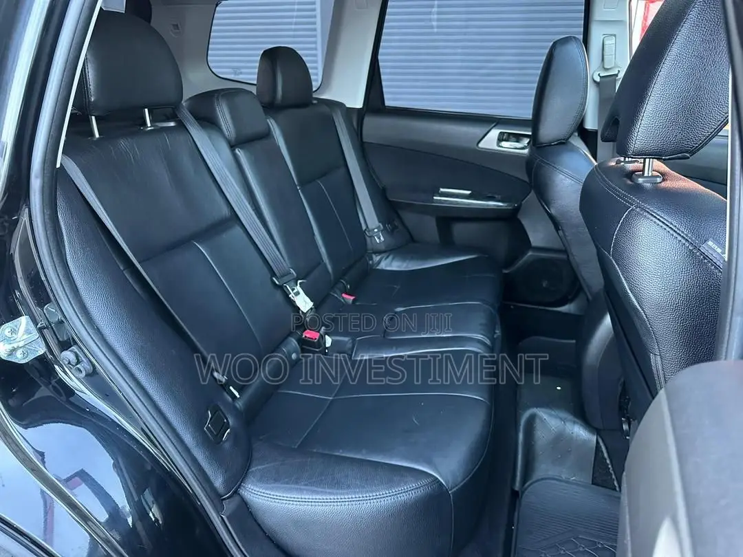 Subaru Forester 2011 Black