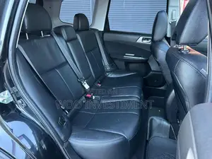 Subaru Forester 2011 Black