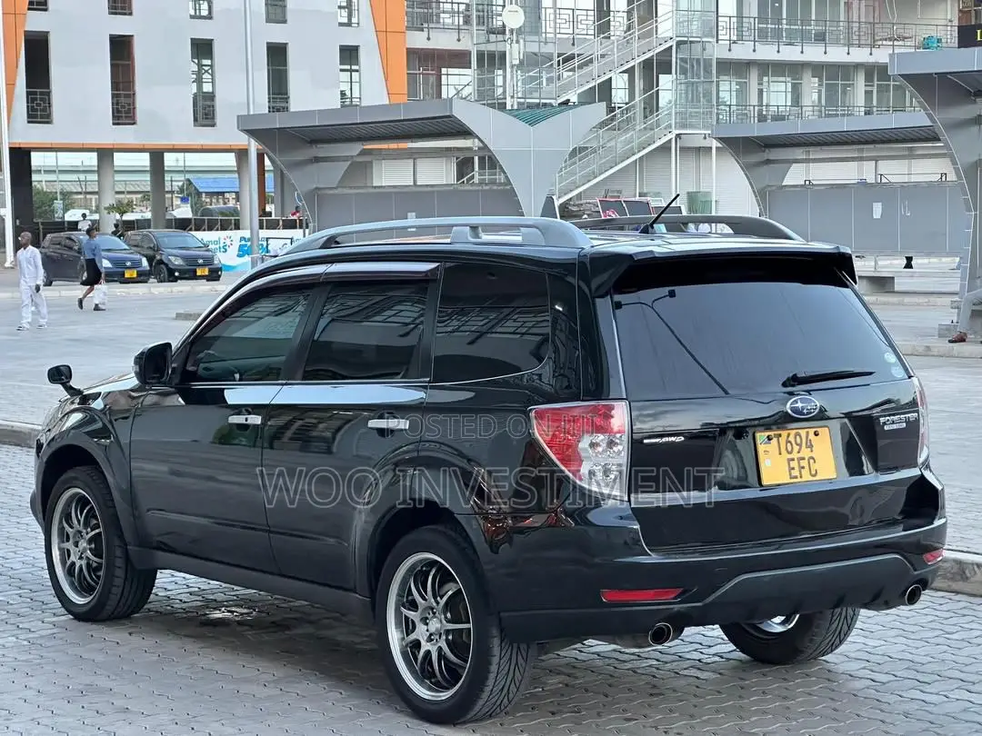 Subaru Forester 2011 Black