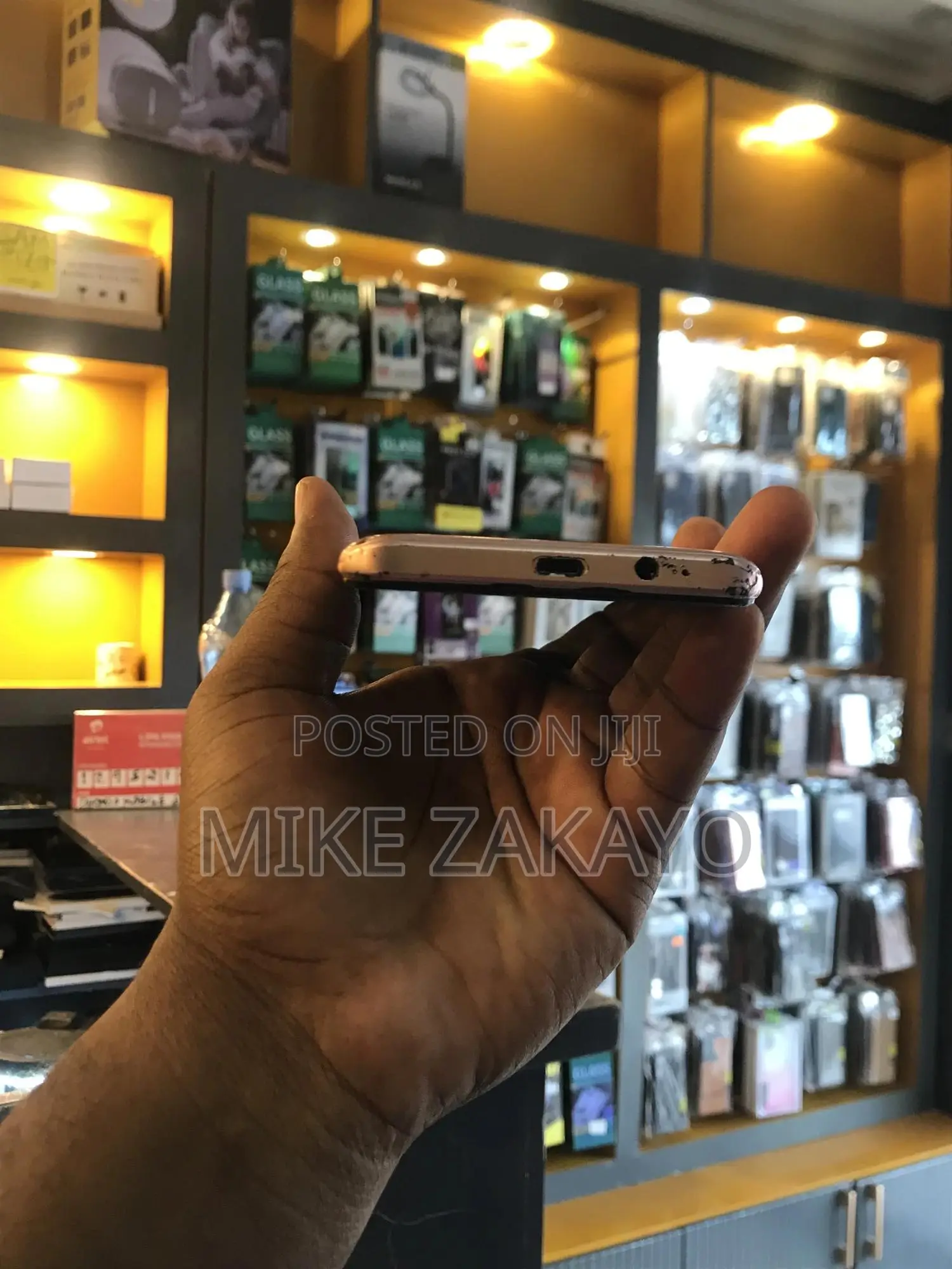 Infinix Hot 10i 64 GB Gold