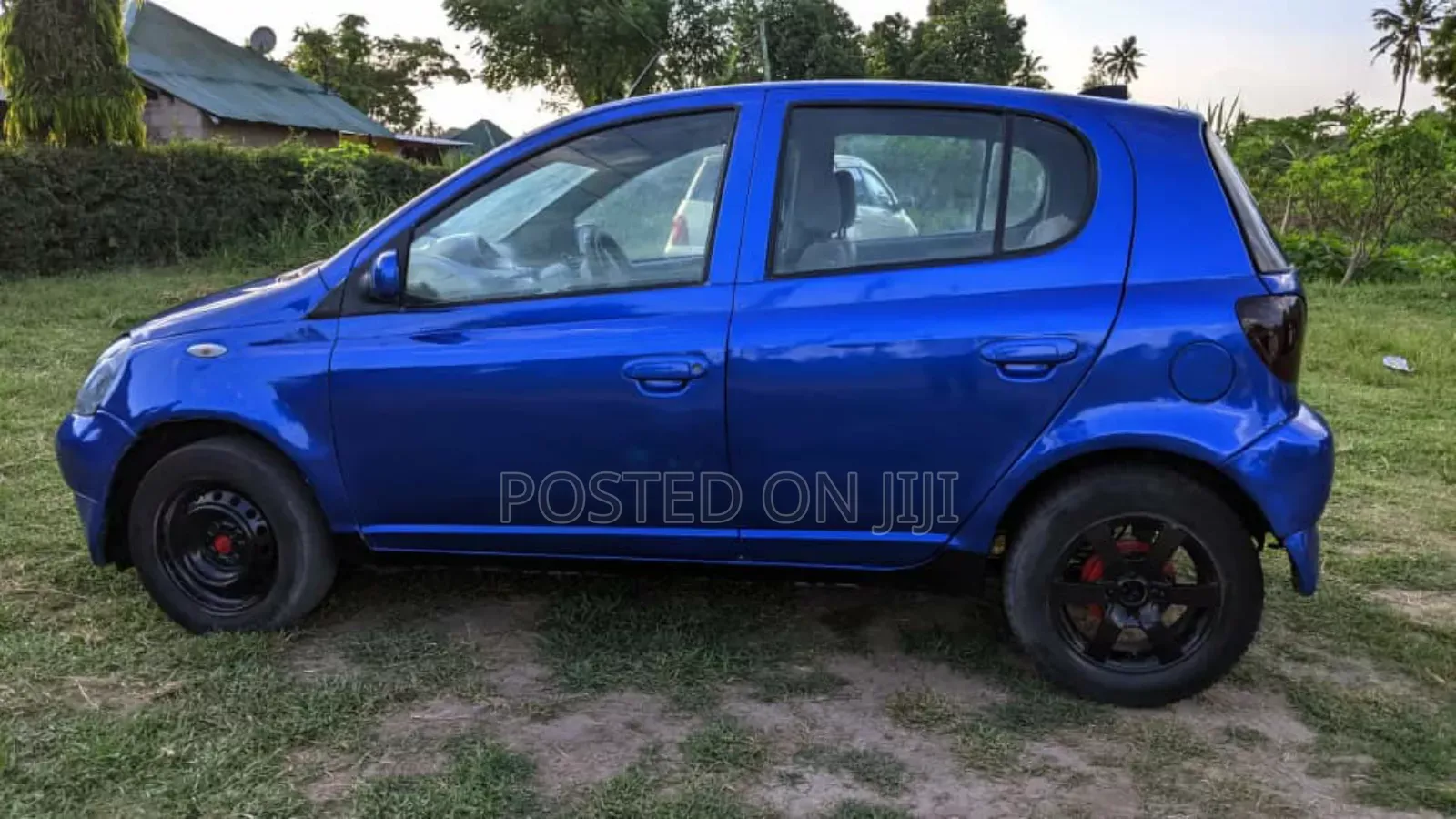 Toyota Vitz 2002 Blue