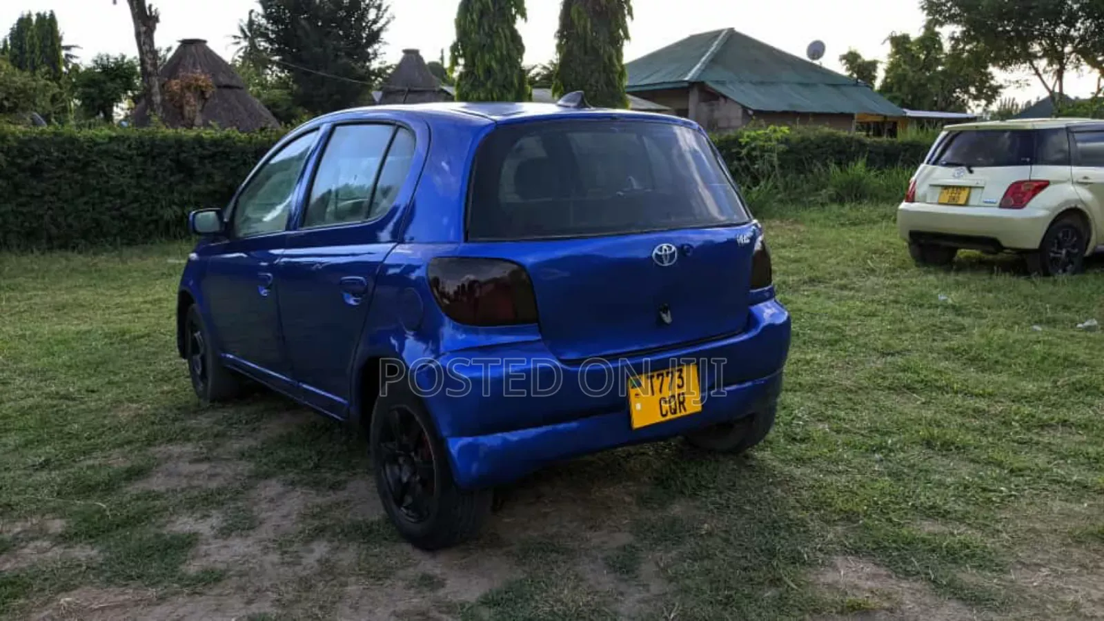 Toyota Vitz 2002 Blue
