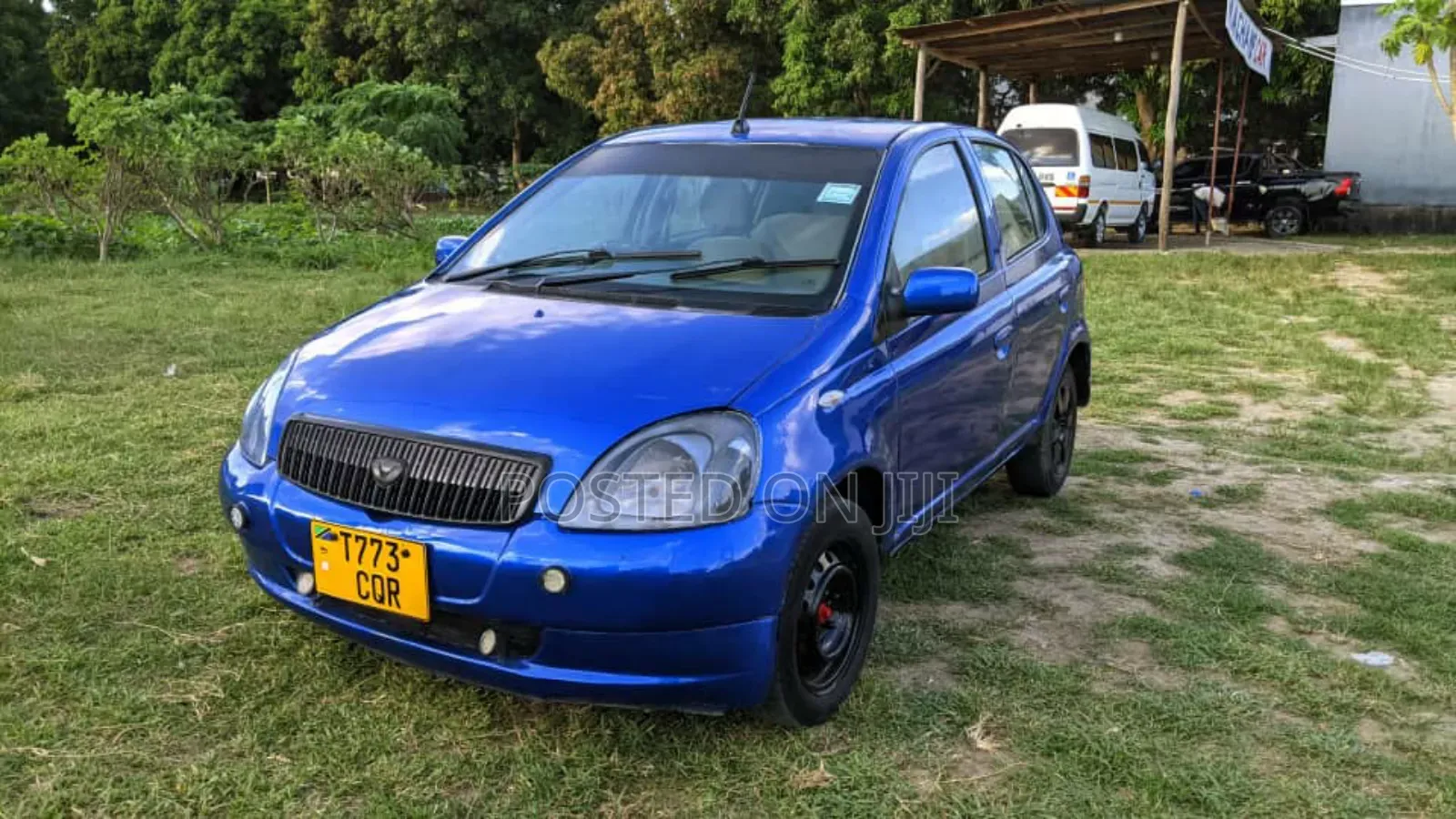 Toyota Vitz 2002 Blue