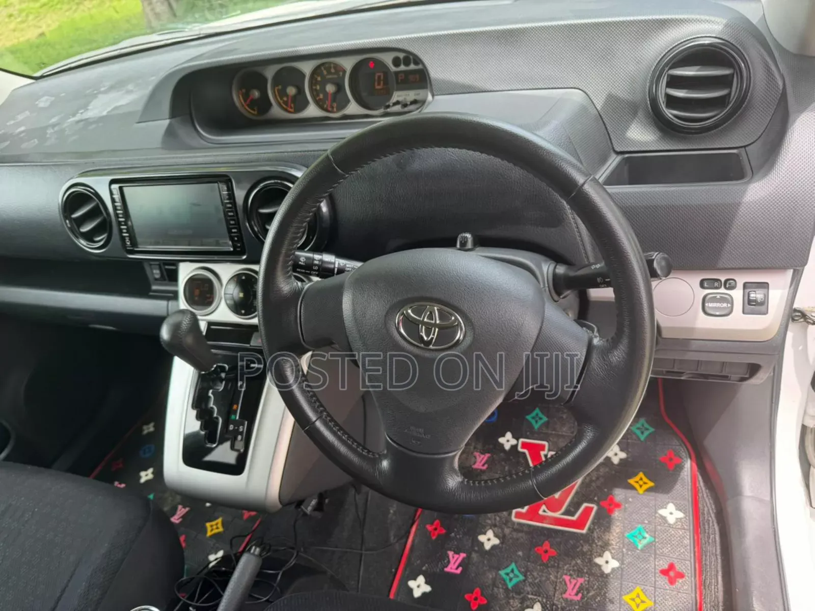 Toyota Corolla Rumion 2008 White