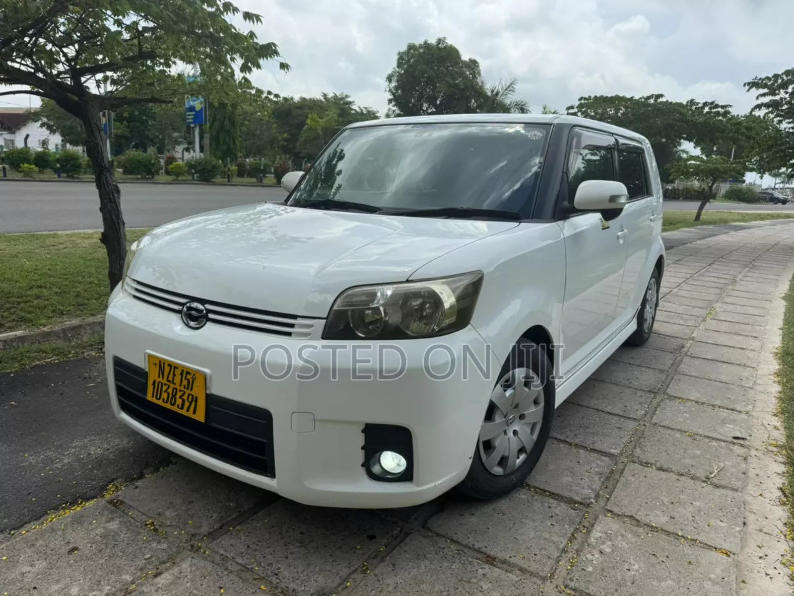 Toyota Corolla Rumion 2008 White