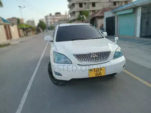 Toyota Harrier 2003 White