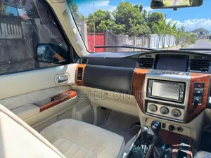 Nissan Patrol 2005 Silver
