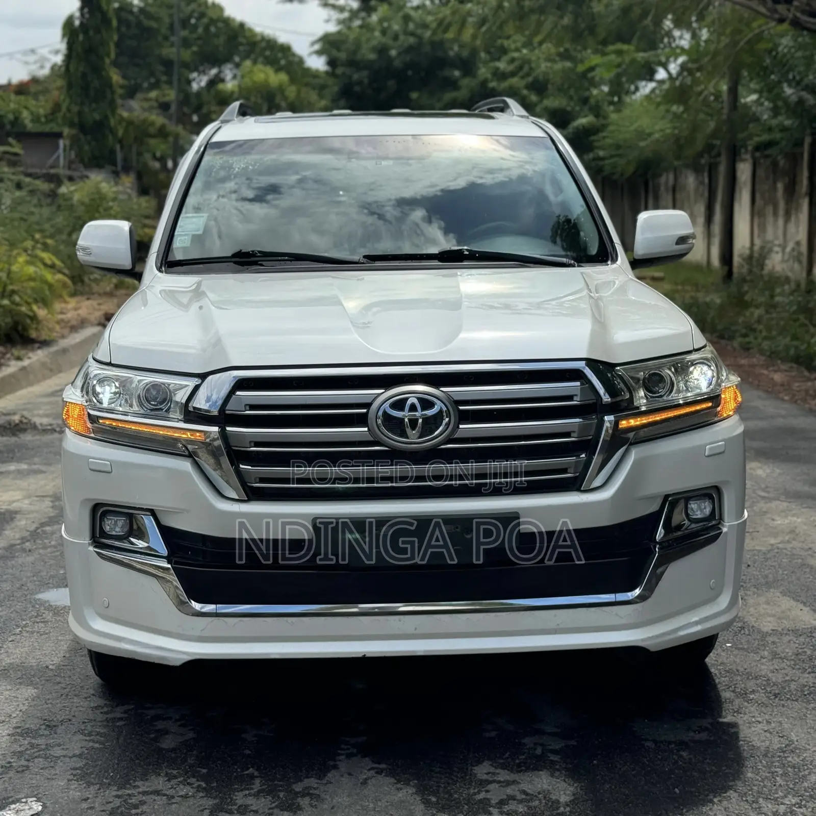 Toyota Land Cruiser 4.5 V8 VXR 2017 White