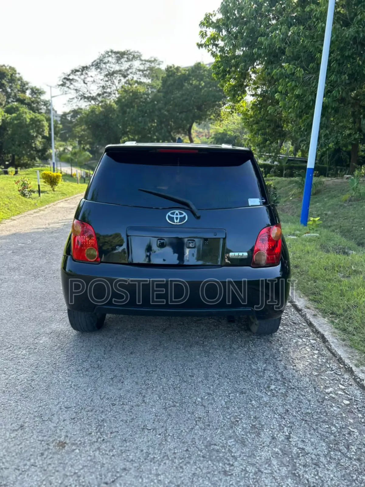 Toyota IST 2003 Black