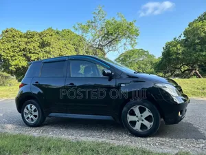 Toyota IST 2003 Black