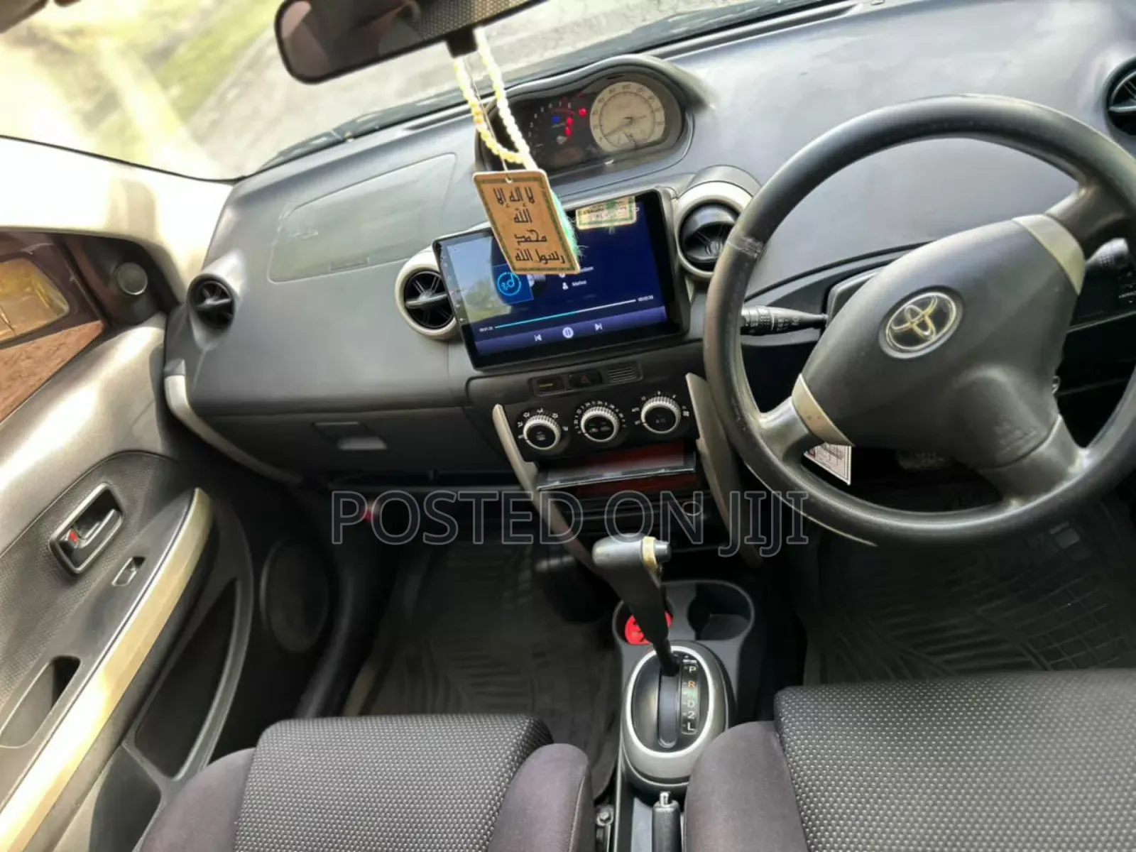 Toyota IST 2003 Black