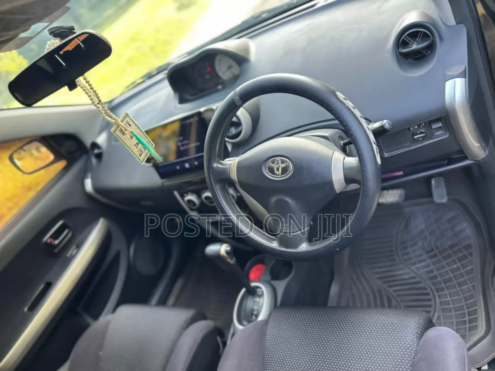 Toyota IST 2003 Black