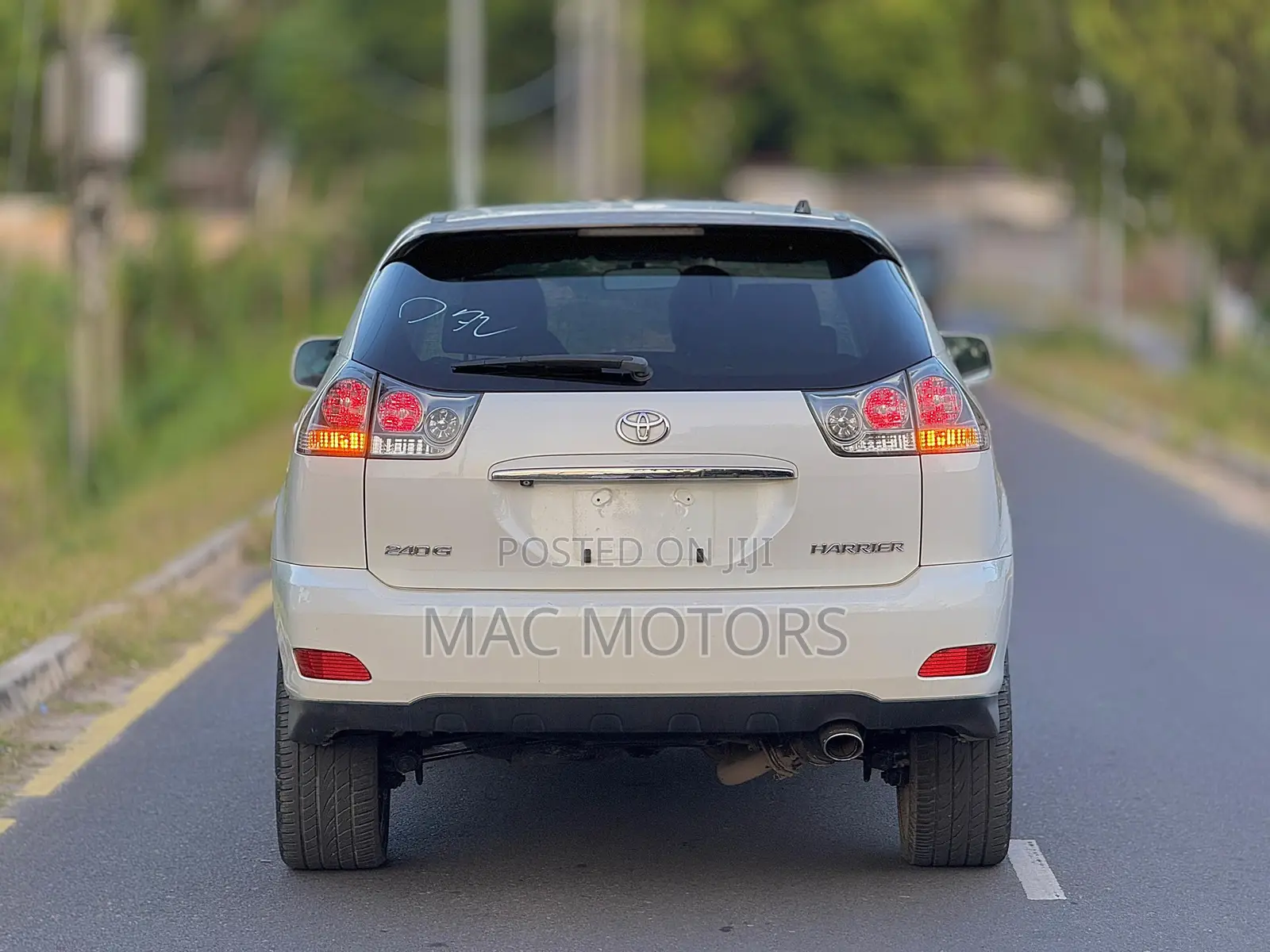 Toyota Harrier 2.4 2005 White