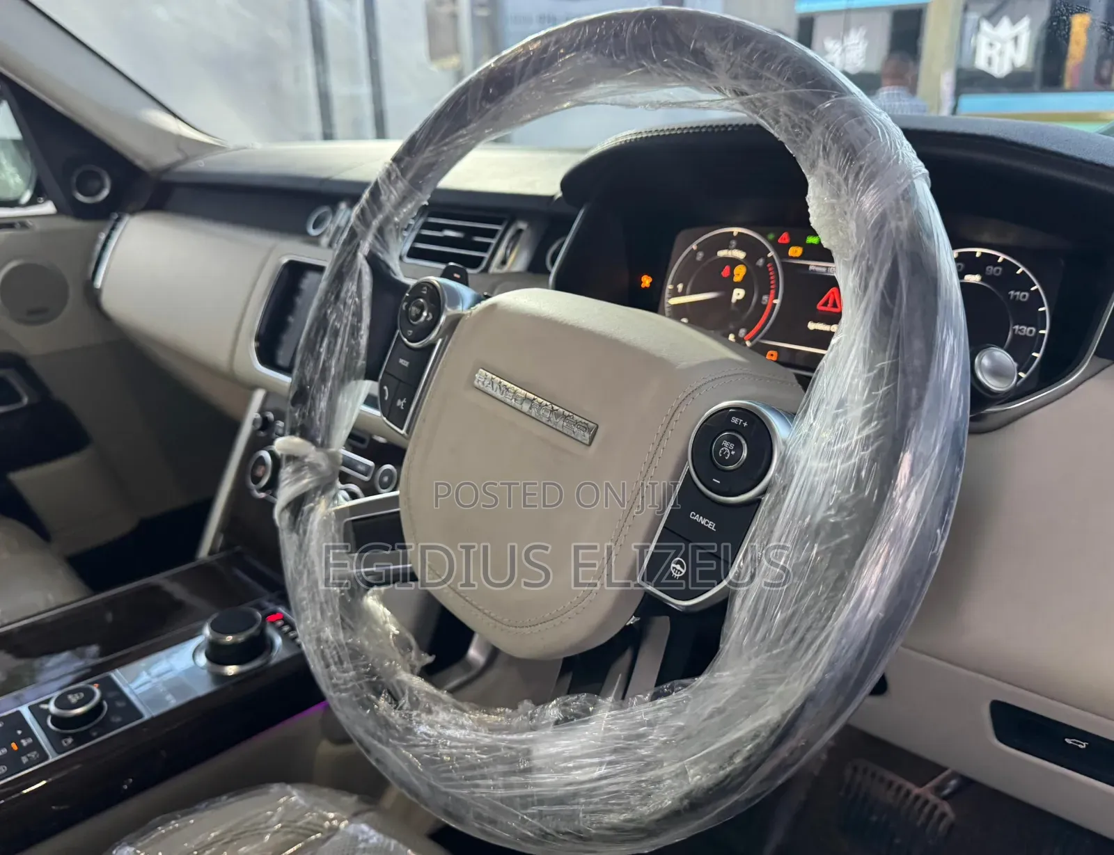 Land Rover Range Rover Vogue 2014 Black