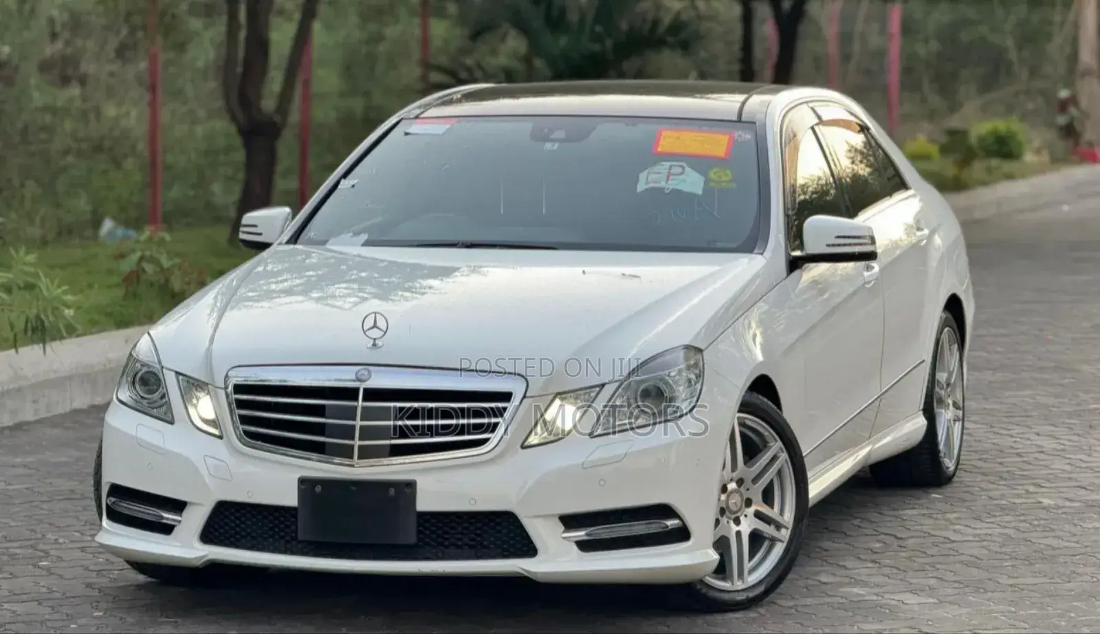 Mercedes-Benz E250 2013 Pearl