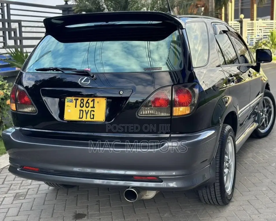 Toyota Harrier 2.4 16V 2001 Black