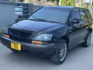 Toyota Harrier 2.4 16V 2001 Black