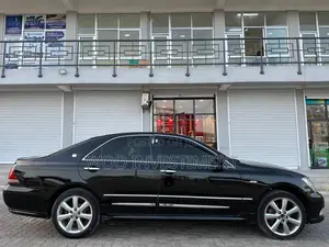 Toyota Crown 2009 Black