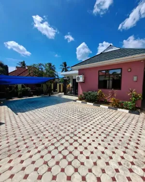 Photo - 3bdrm House in Ununio, Mbezi Beach for rent