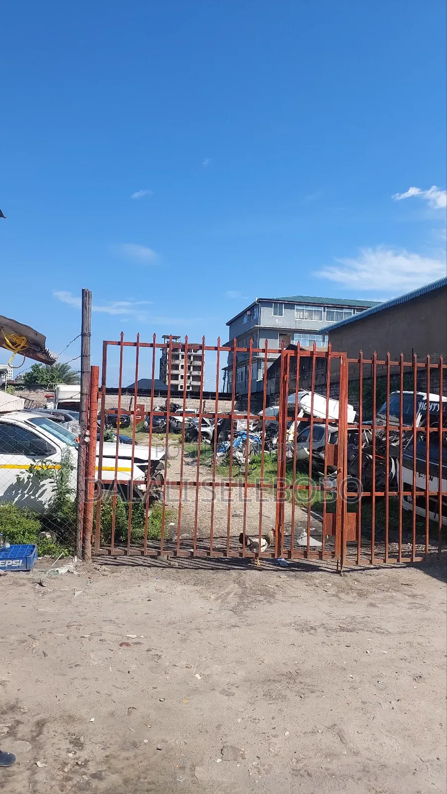 Plot Nzur Sana at Makumbusho