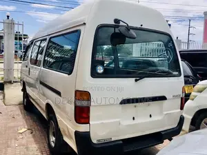 Toyota HiAce 1998 White