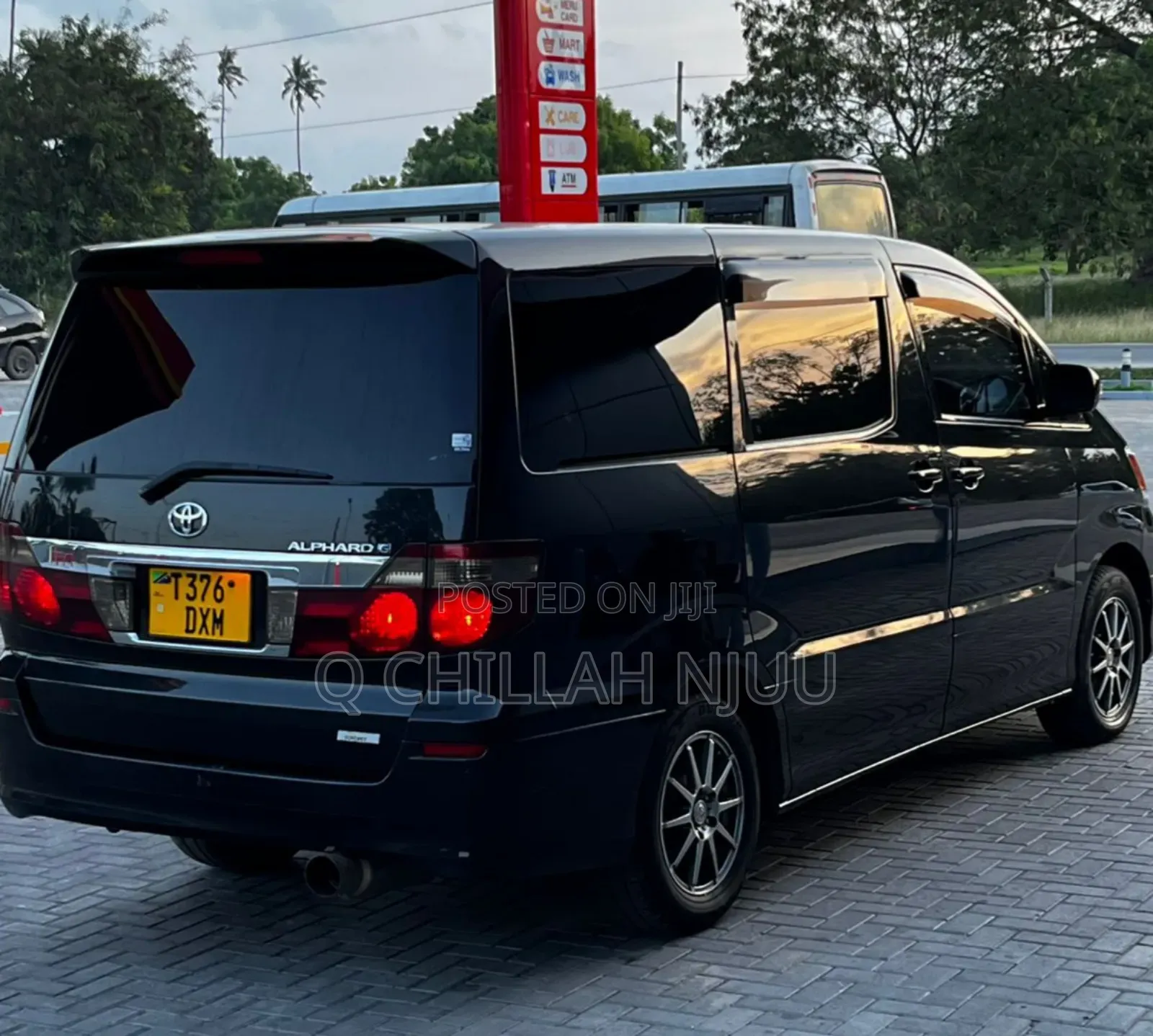 Toyota Alphard 2004 Blue
