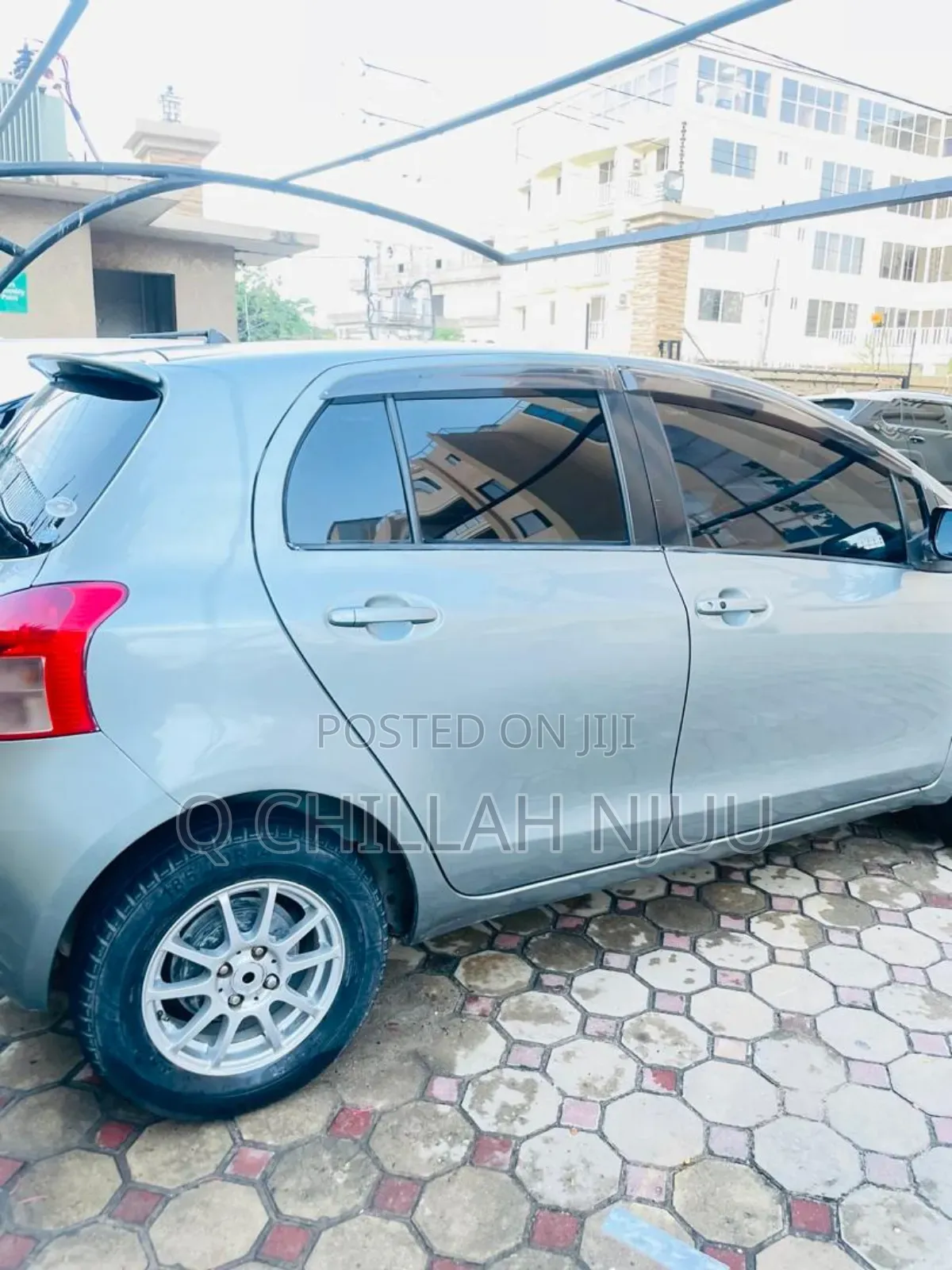 Toyota Vitz 2003 Silver