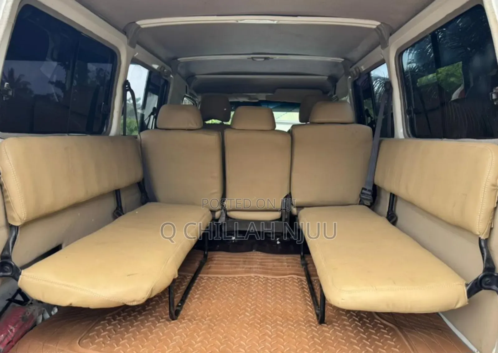 Toyota Land Cruiser 2000 White