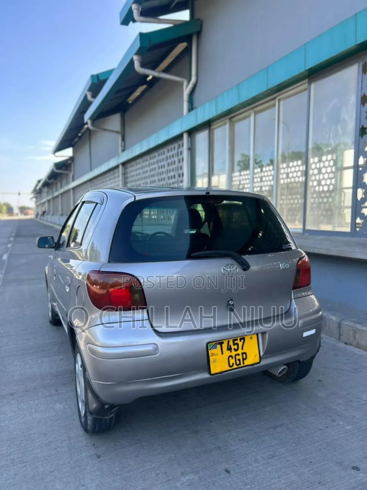 Toyota Vitz 1999 Silver