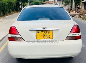 Toyota Mark II 2002 White