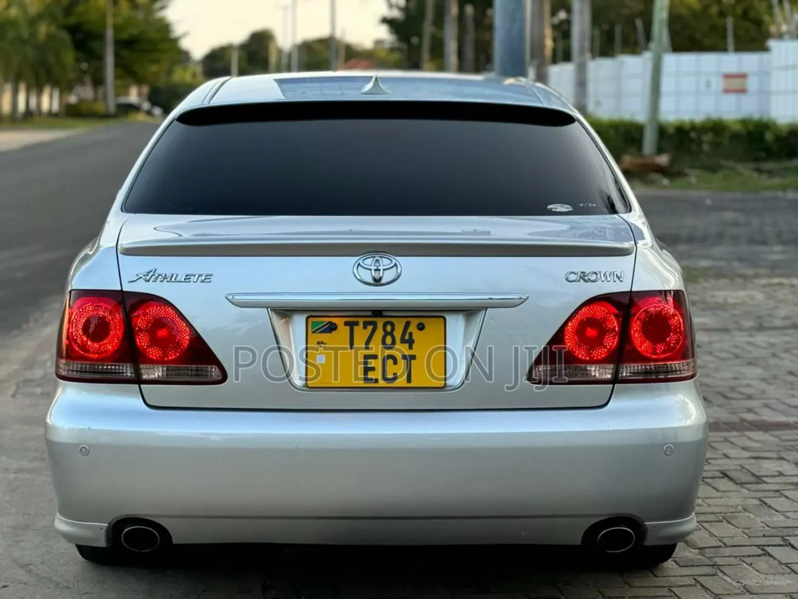 Toyota Crown 2006 White