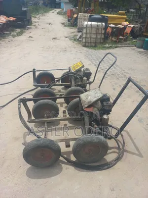 Asphalt/Tarmac Sprayer ( Mashine Ya Kusambaza Lami)